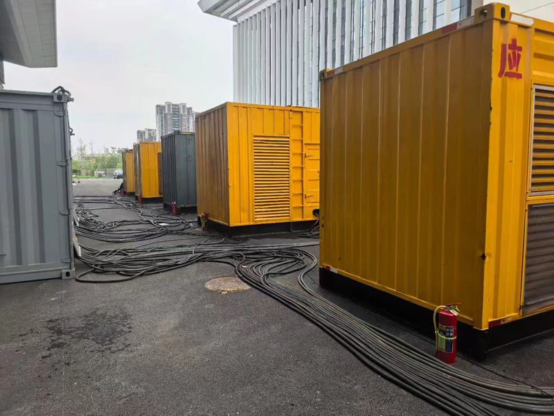 屏南不同季节柴油发电机组保养有哪些注意事项？