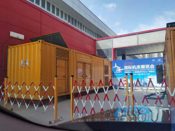 屏南出租发电机-柴油发电机和汽油发电机哪个更好一些？